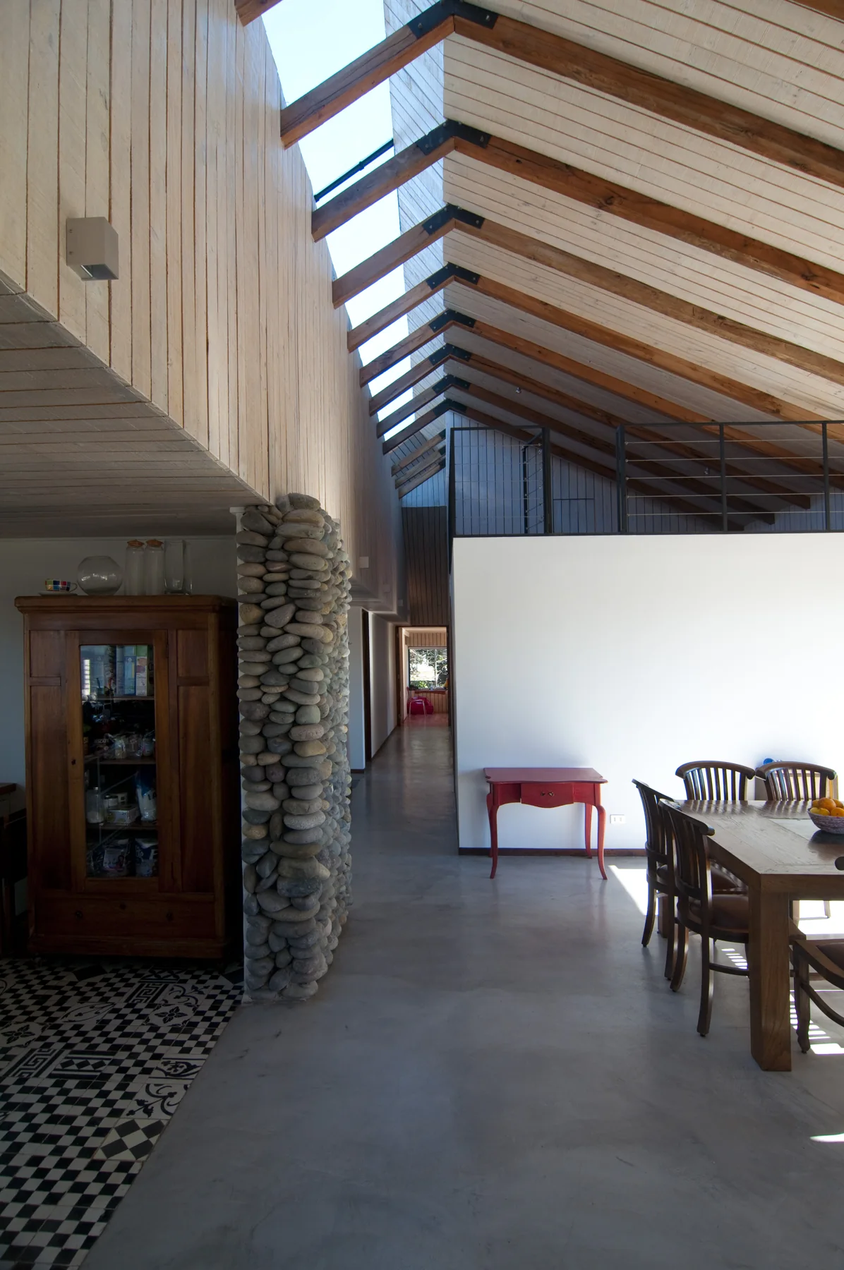 El espacio interior y la galería.